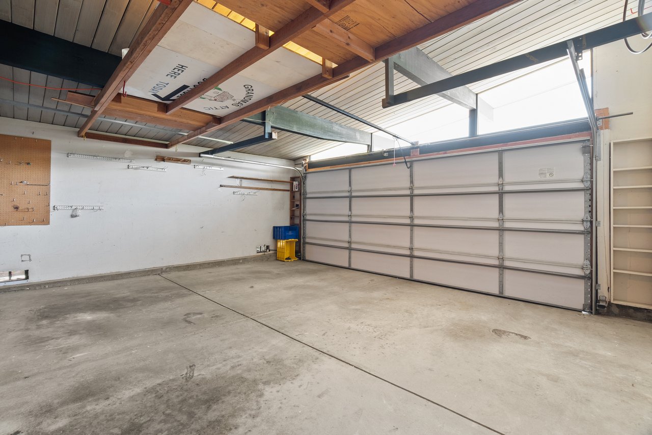 807 Blanchard WAY