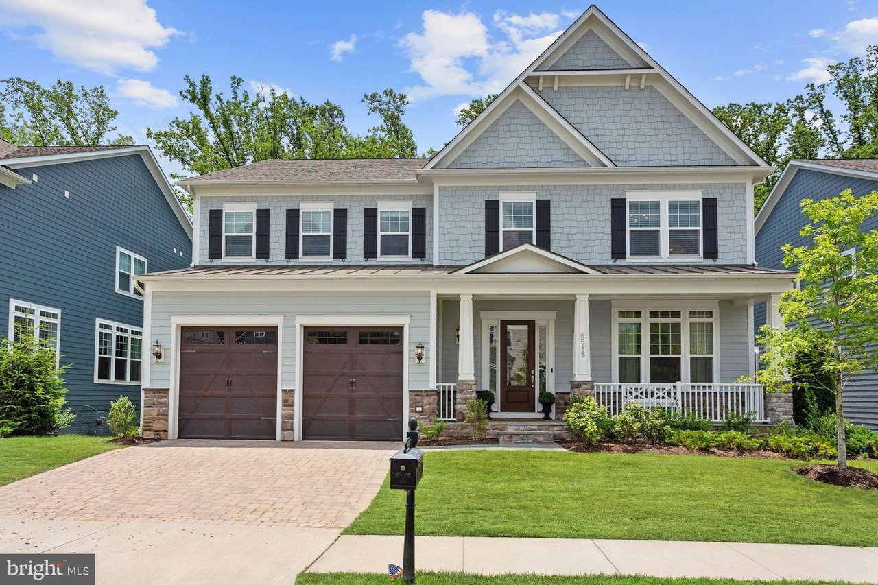 6515 Manor Ridge Ct, Falls Church, VA 22043