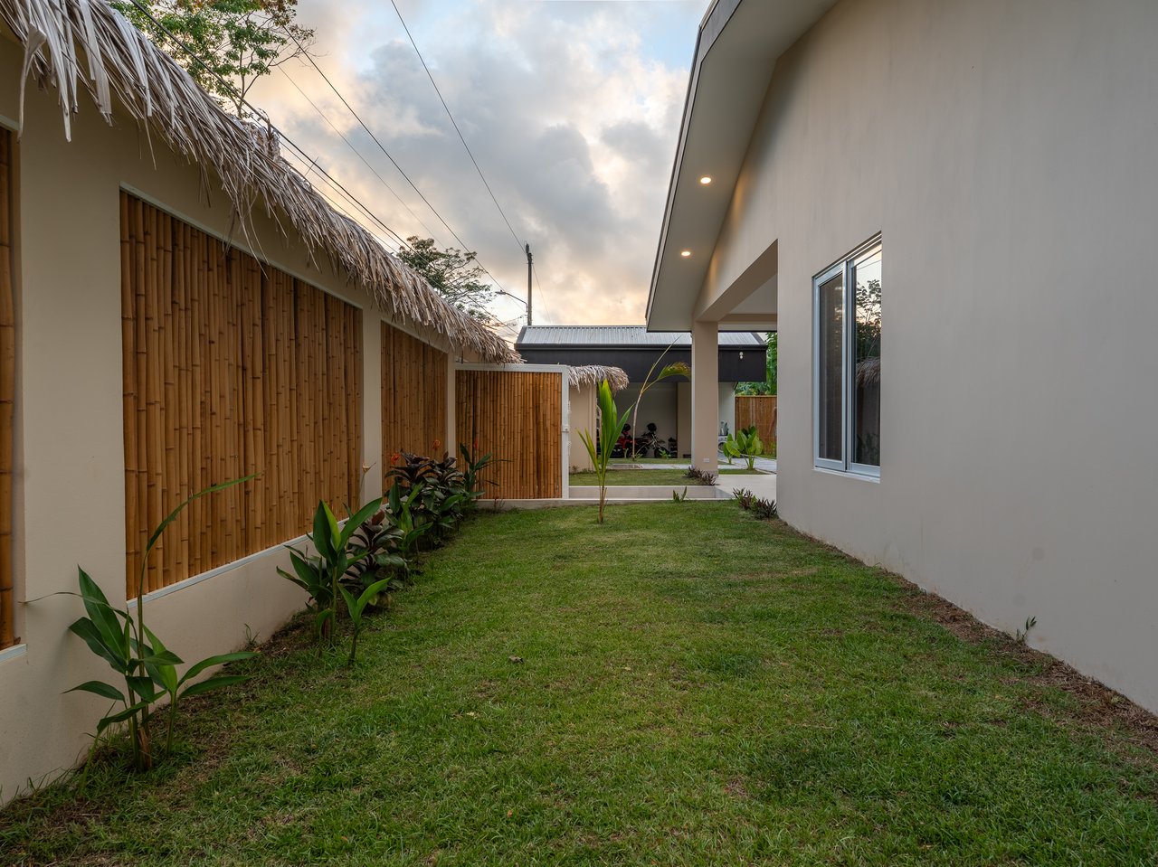 Refined Tropical Home in Uvita, Costa Rica | Walk to Beach & Parque Nacional Marino Ballena
