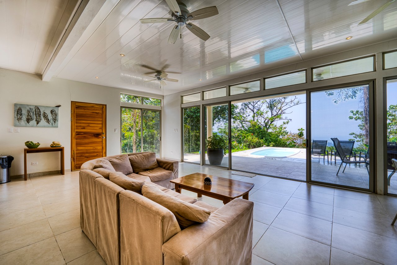 12.25 ACRES – 3 Bedroom 2 Story Ocean View Home 10 Min To The Beach!!!