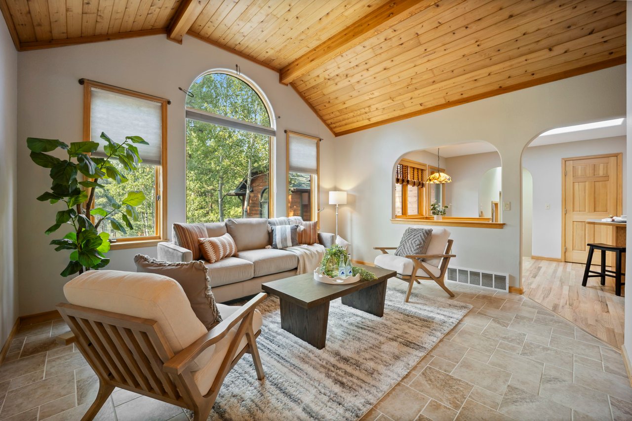 120 Sun Valley Drive