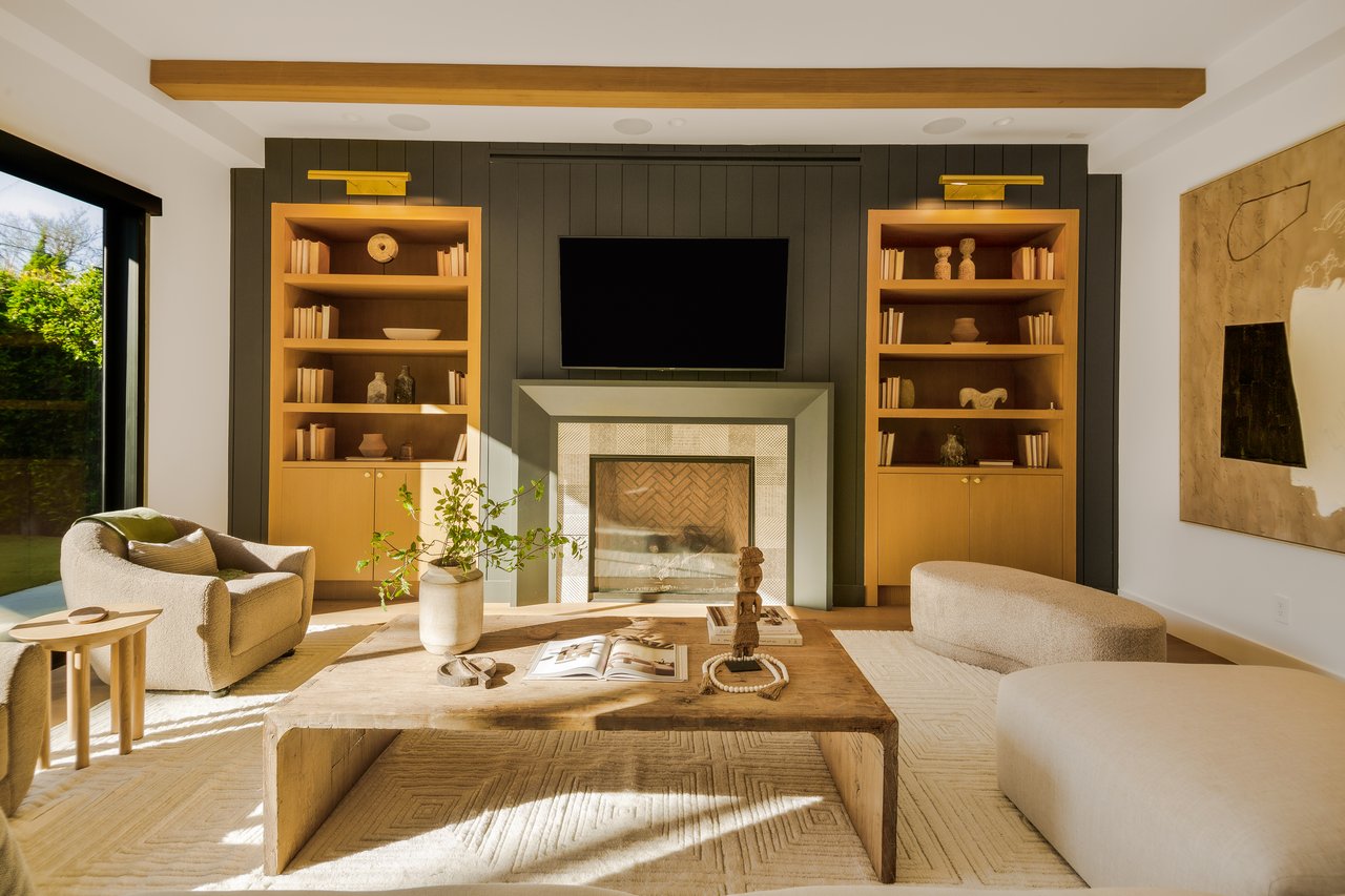 4261 Denny Ave, Toluca Lake 