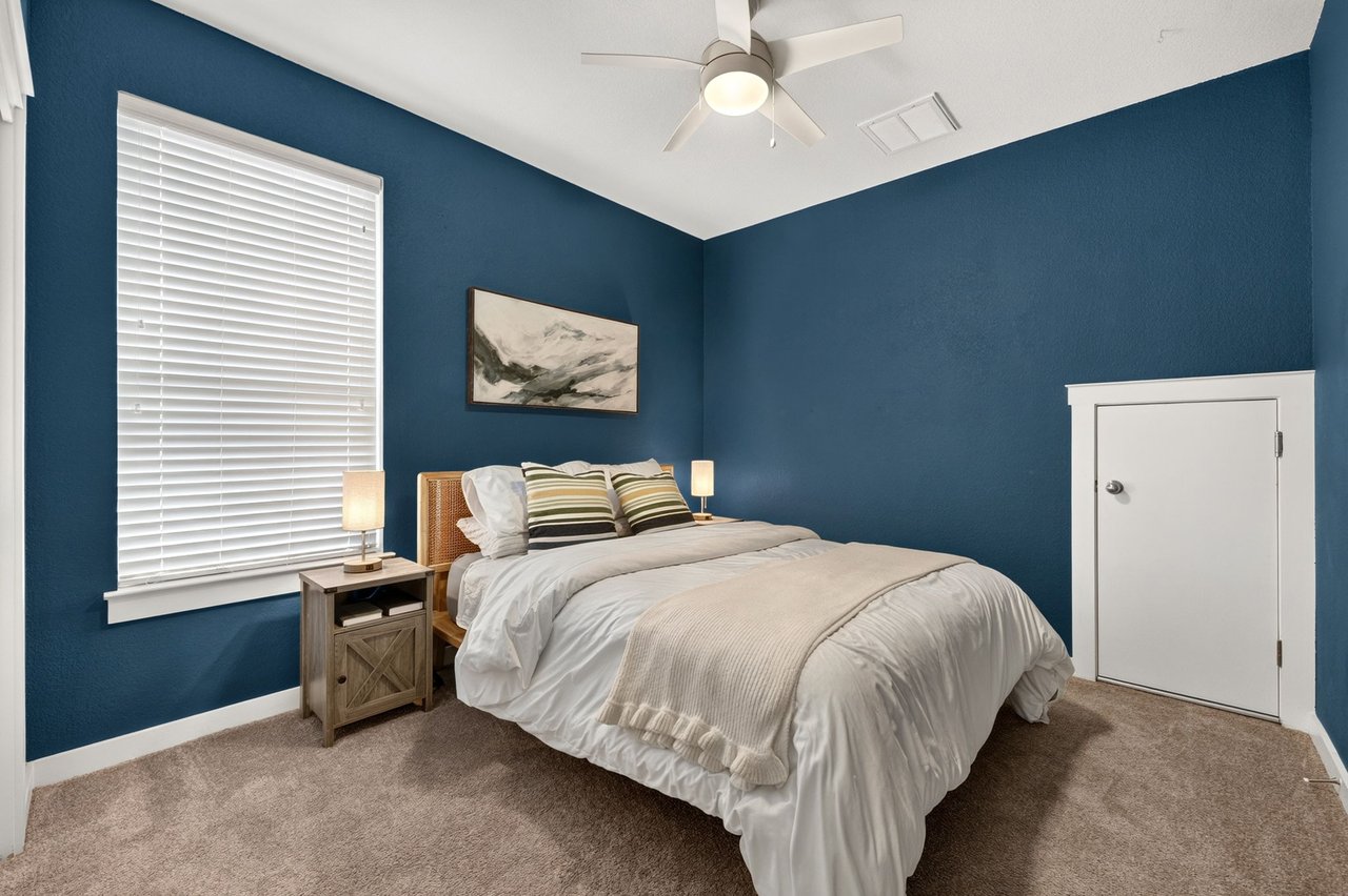 2101 Rivers Edge Way 