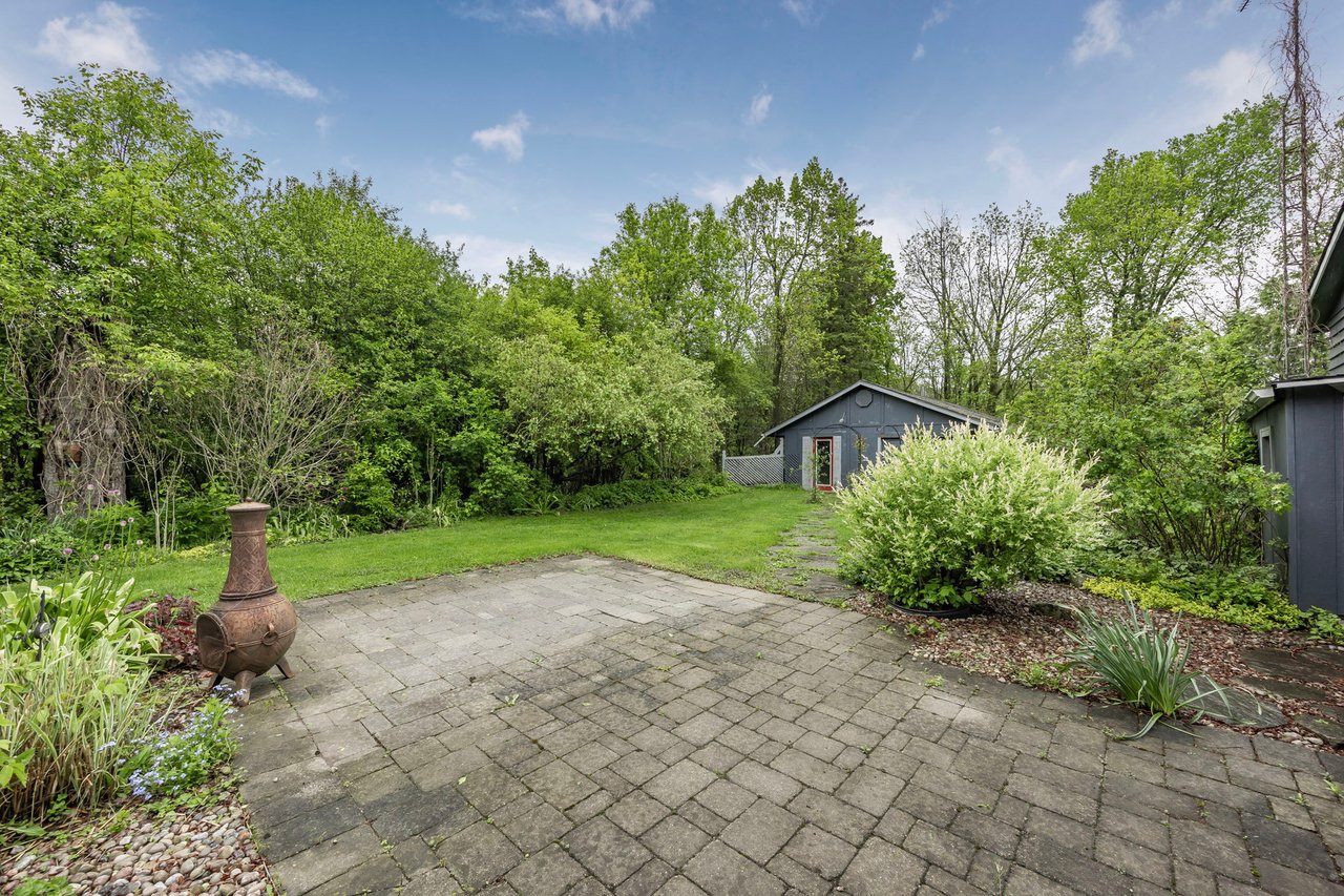 55 Old Church Road, King