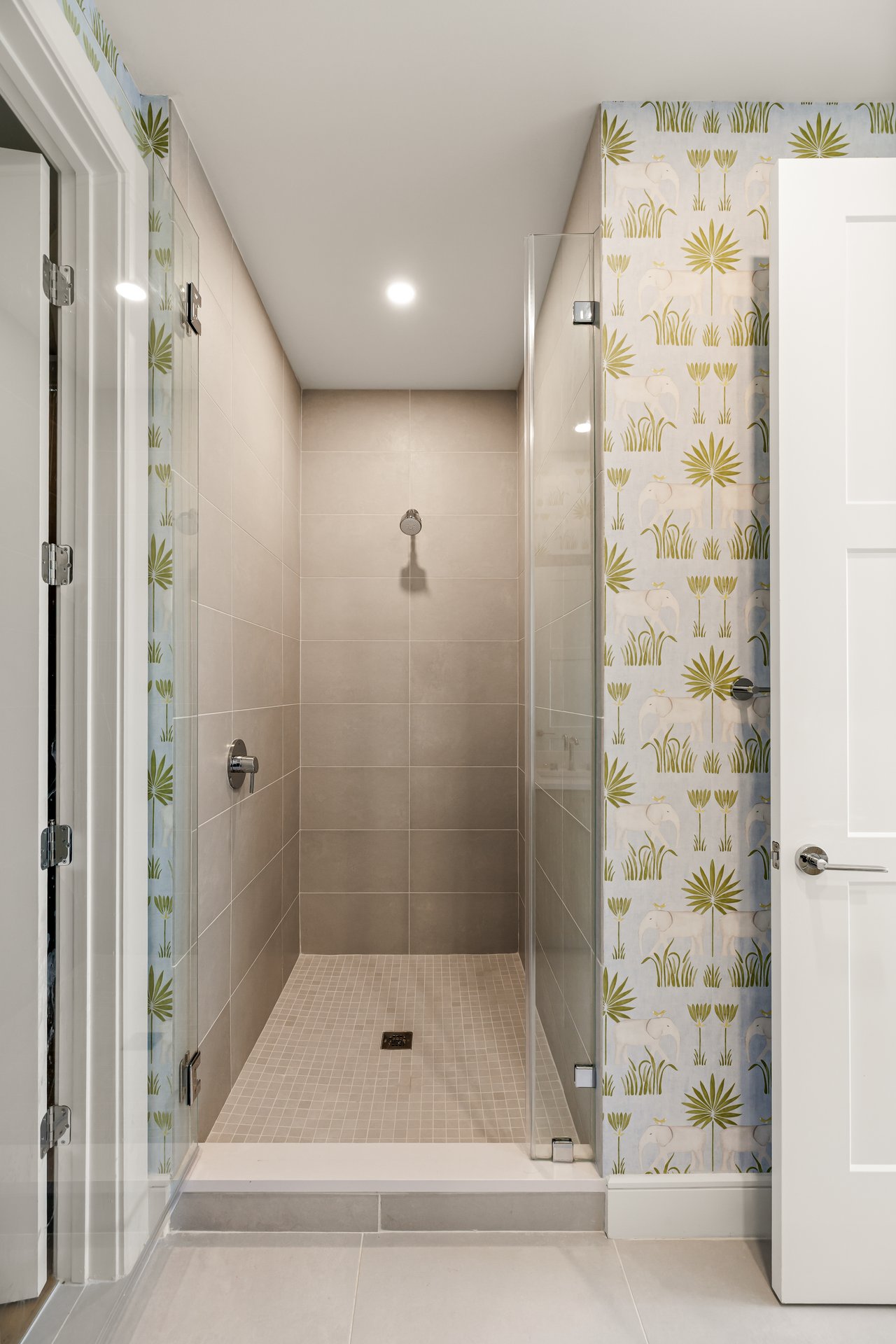 2425 Peachtree Road NE Unit 1406