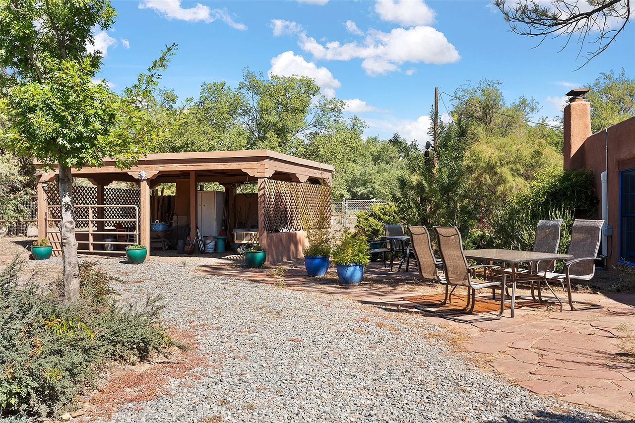 490 El Camino Campo