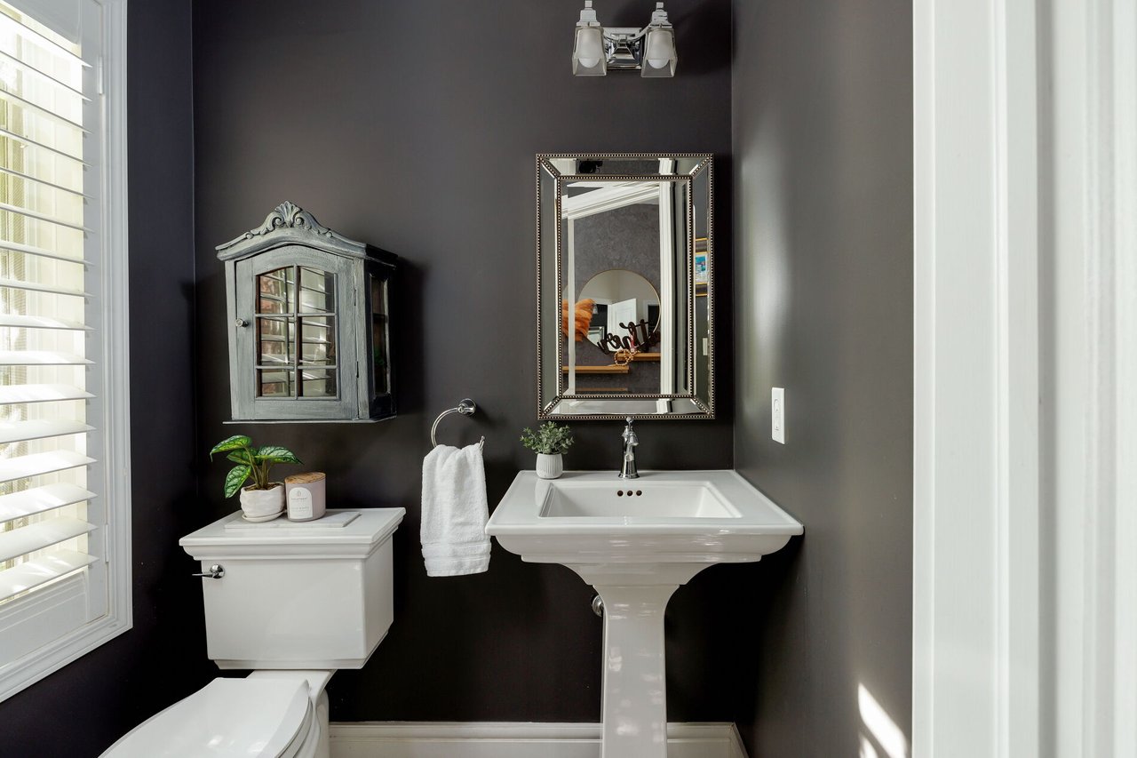 2202 Brookhaven Crescent