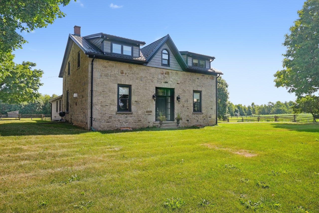 Extraordinary Equestrian Estate