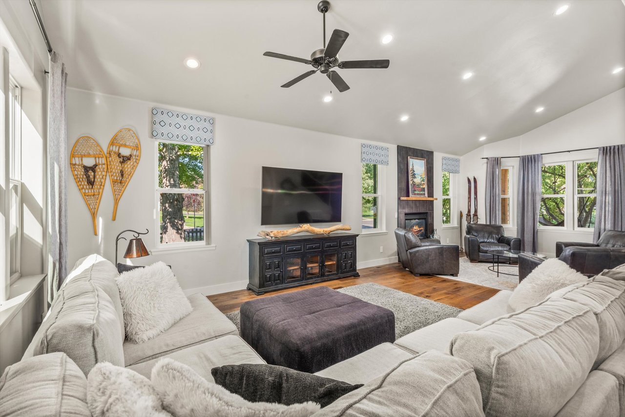 Your New Willits Home Awaits