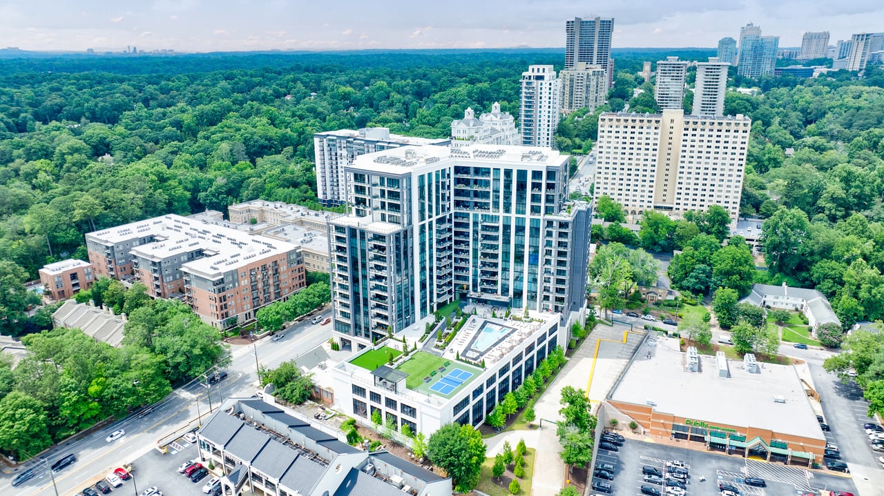 2425 Peachtree Road Unit 1806