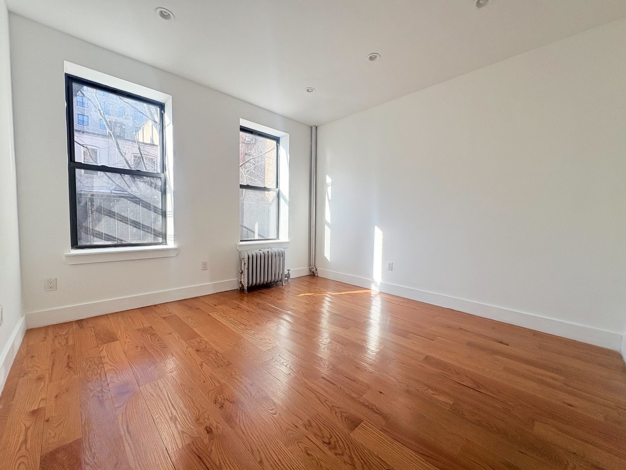 684 Riverside Drive 2E