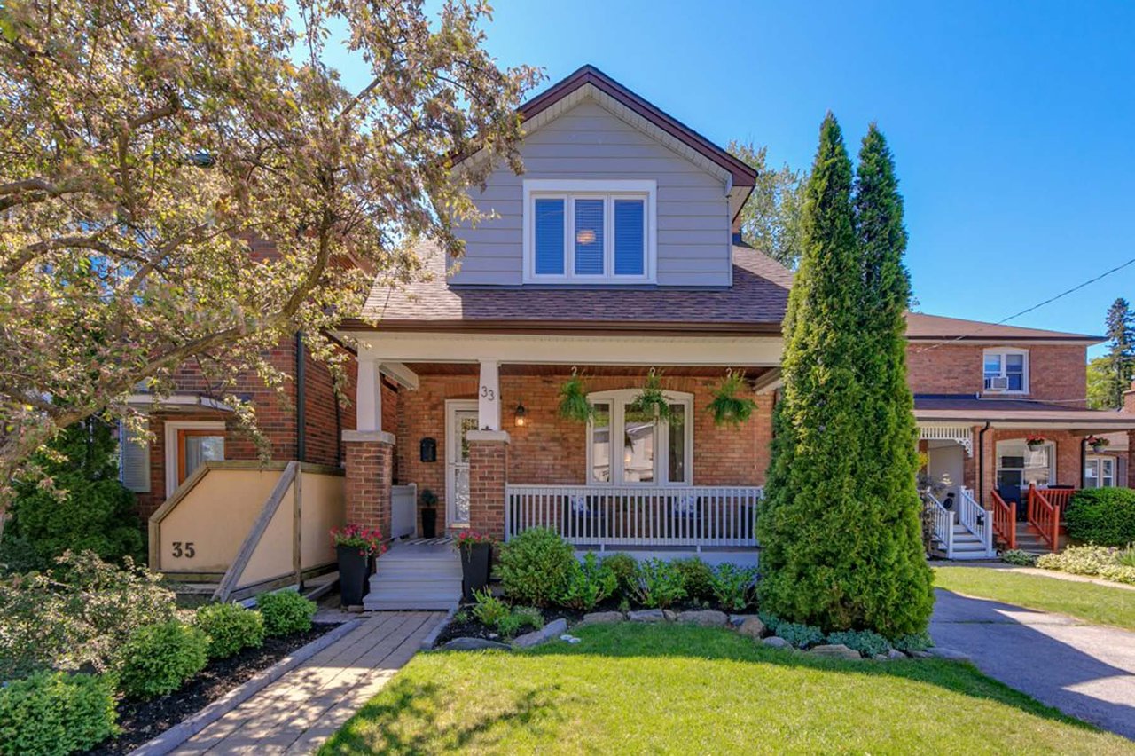 33 Lynn Rd