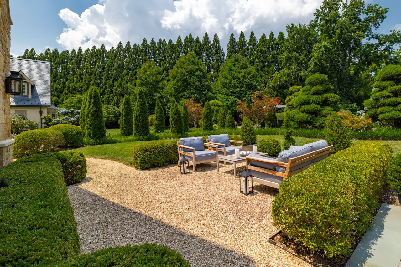 Alderley Manor