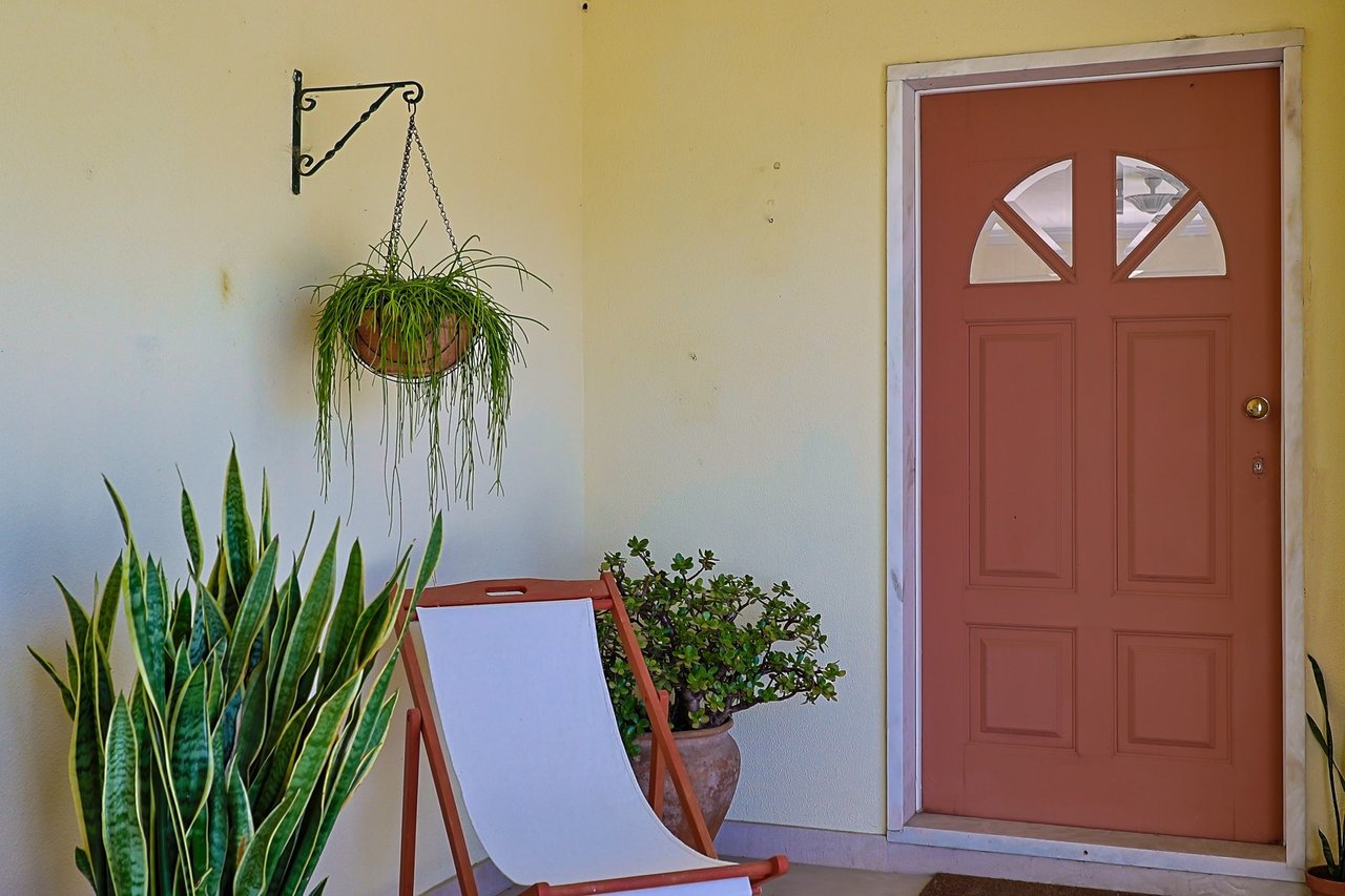 Exclusive Family Villa with Expansive Gardens Near Sintra’s UNESCO Heritage Centre