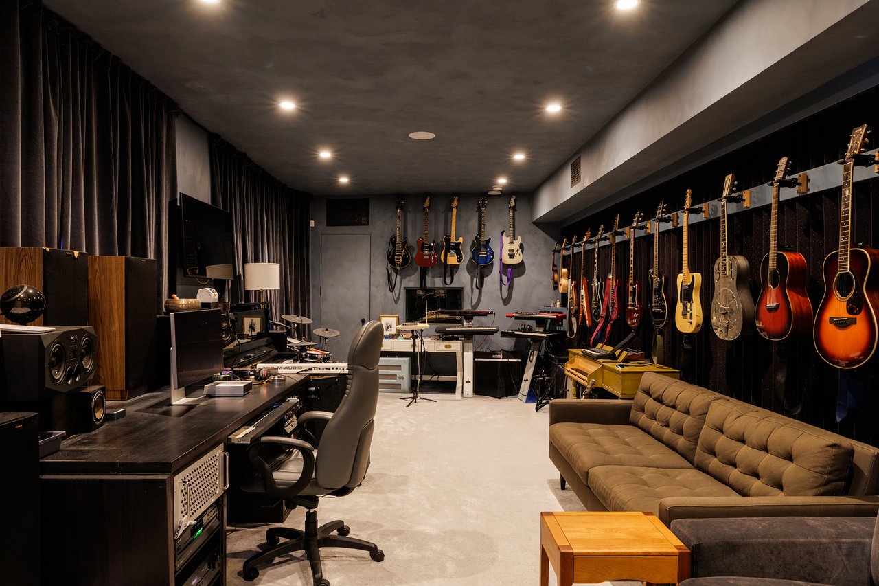 7100 La Presa Drive, hollywood hills