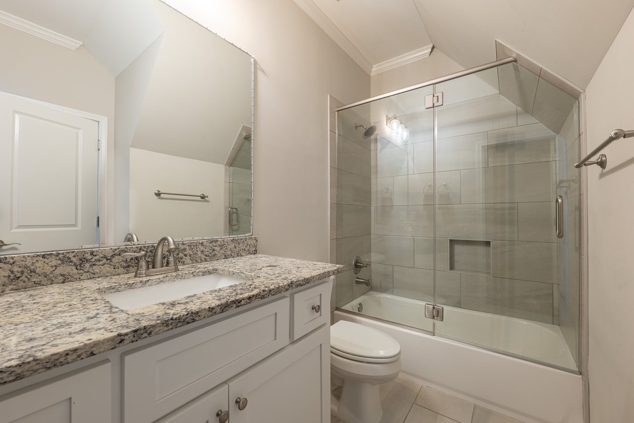 16845 Quayside Drive