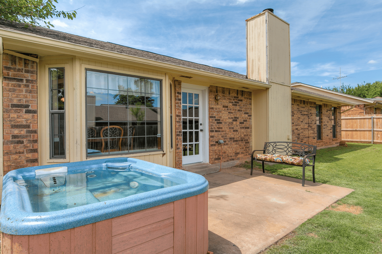 Just Listed: Move-In Ready Ripple Creek Home