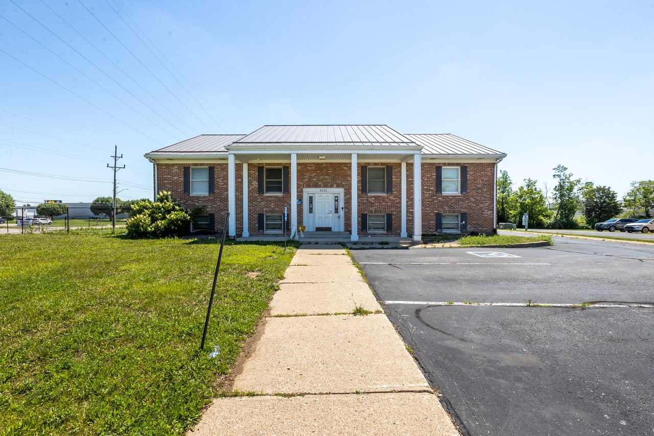 Office Building Broker Indianapolis Insight: Why This Independence Square Property Is a Strong Medical and Professional Office Opportunity