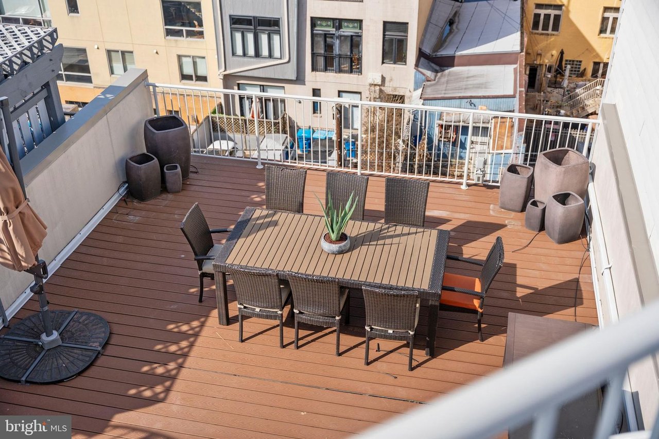 2448 Ontario Rd NW, Unit 4