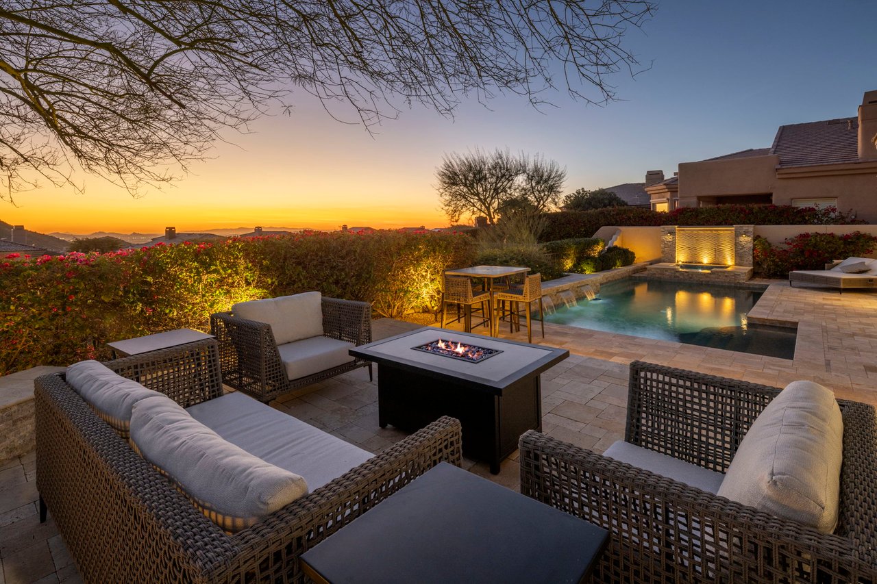 11129 E JUAN TABO Road