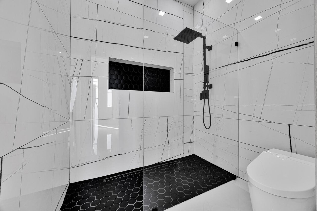 Modern New Construction in Miami Springs