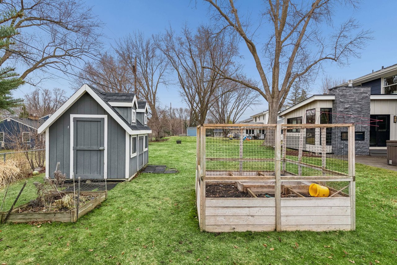 5932 Tamarac Ave, Edina