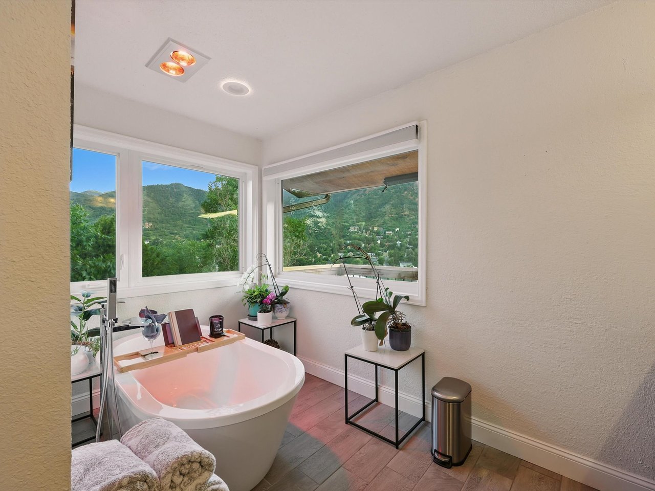 115 Panorama Place