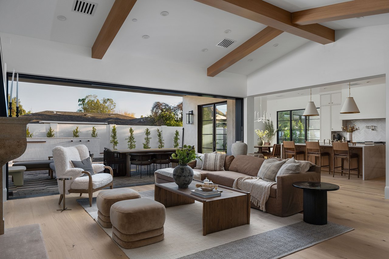 6312 E CALLE DEL PAISANO