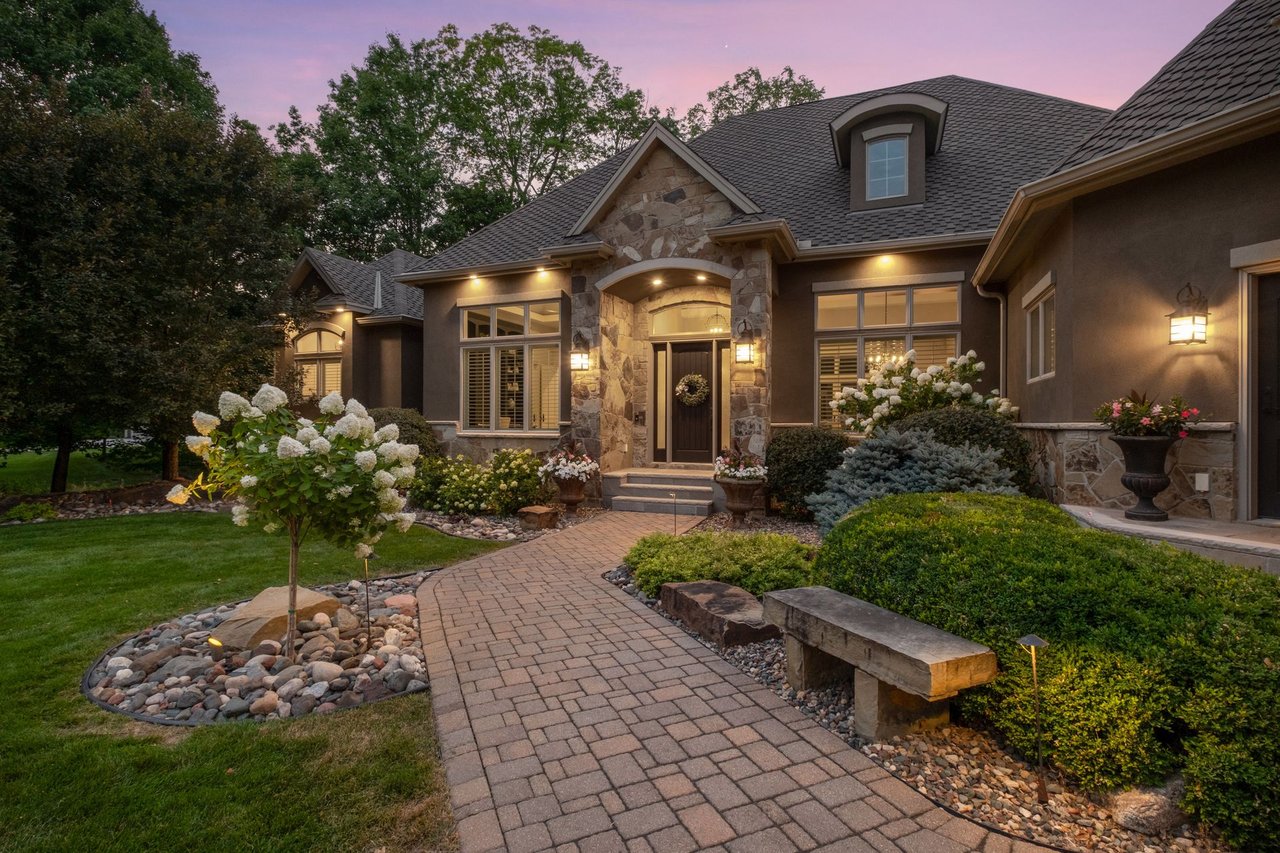 27630 Virginia Cove, Excelsior -  $2,499,700