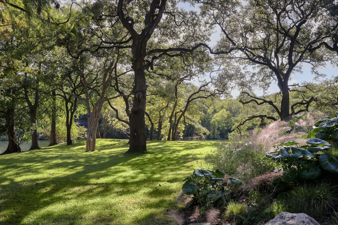 The Peninsula of Lake Austin 