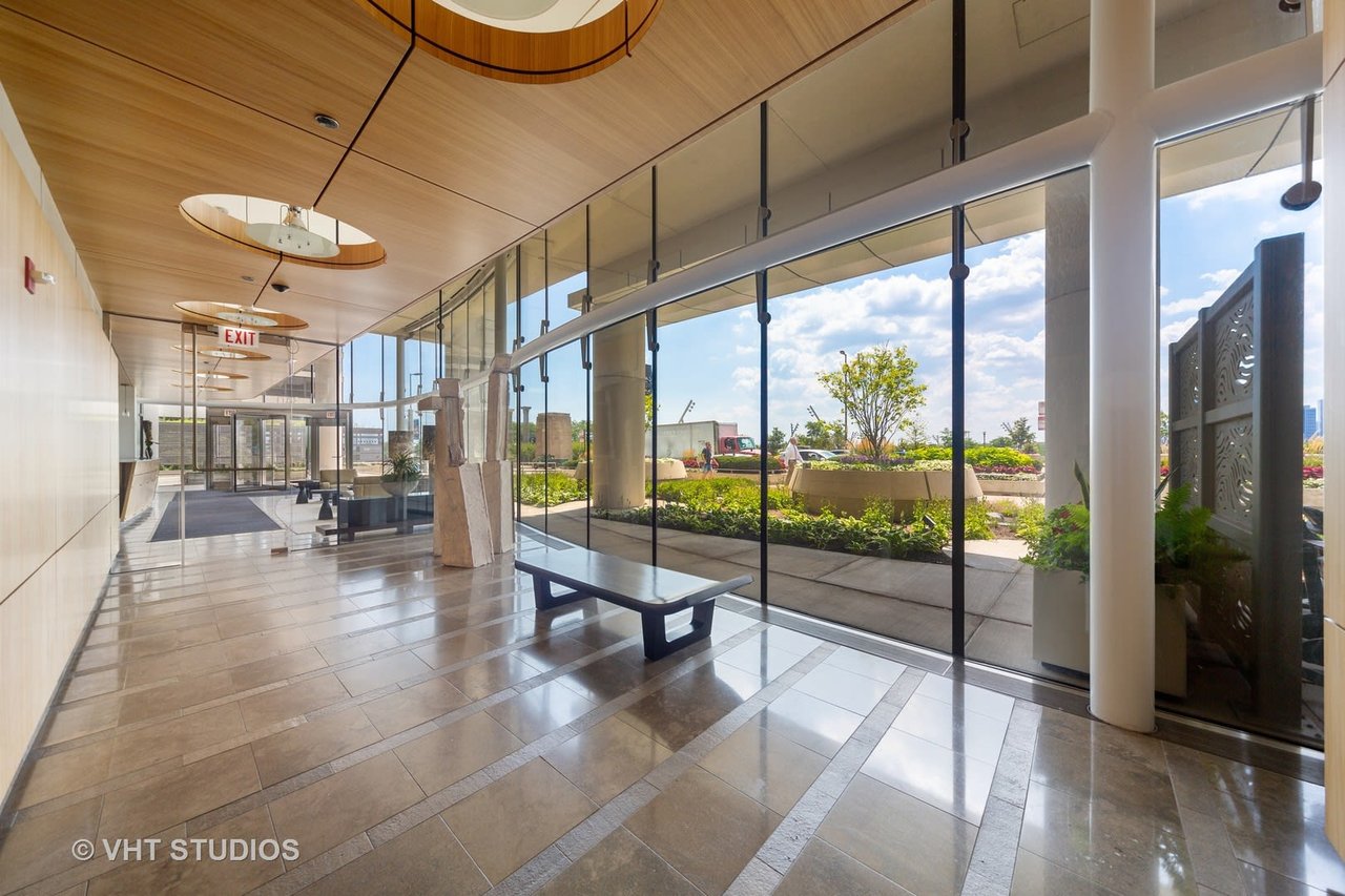 340 E Randolph St #2902