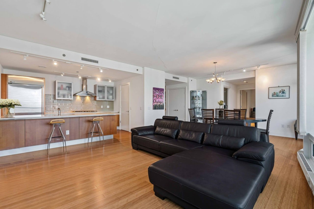 340 E Randolph St #2902