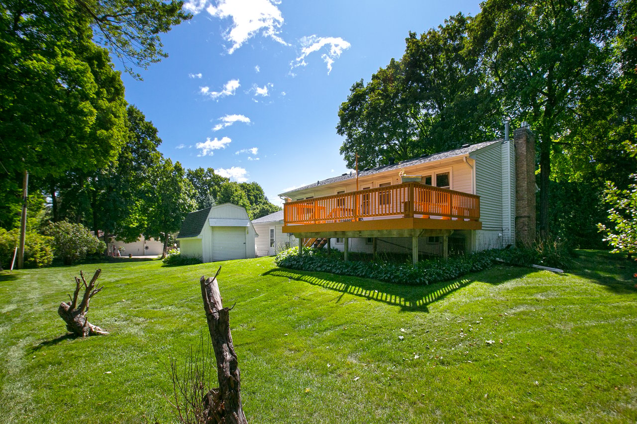 Tranquil Build Site or Heavy Remodel in Orono!