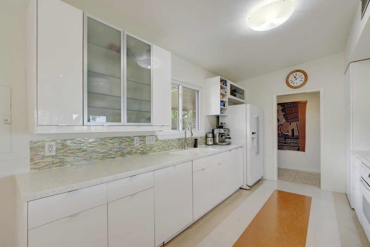 2305 Westworth Cir, Austin, Texas 78704