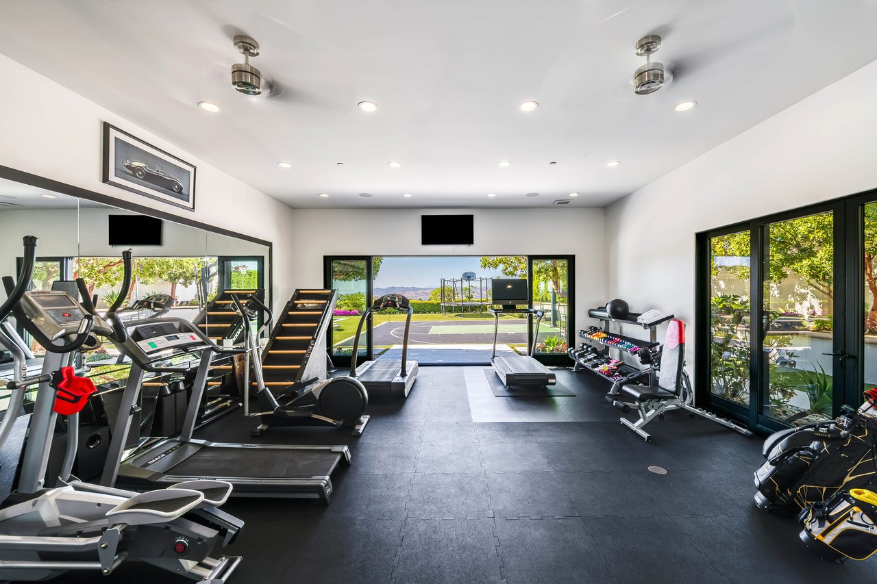 25201 Prado Del Misterio