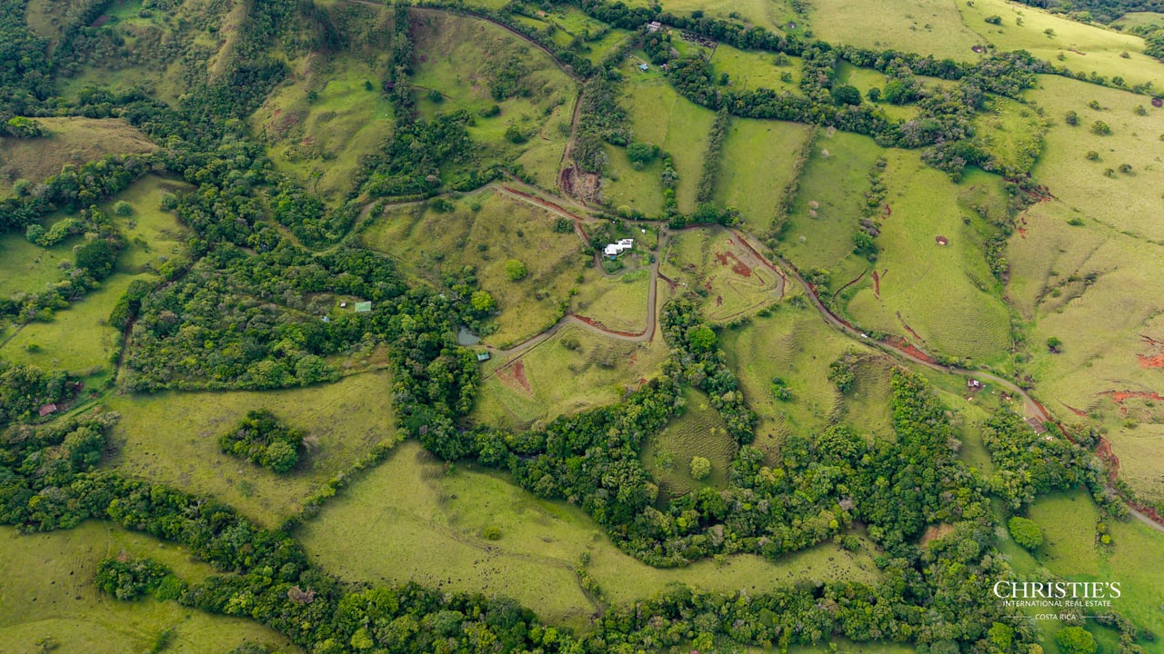 Origins Mineral: A Rare Landholding in Guanacaste’s Volcanic Highlands