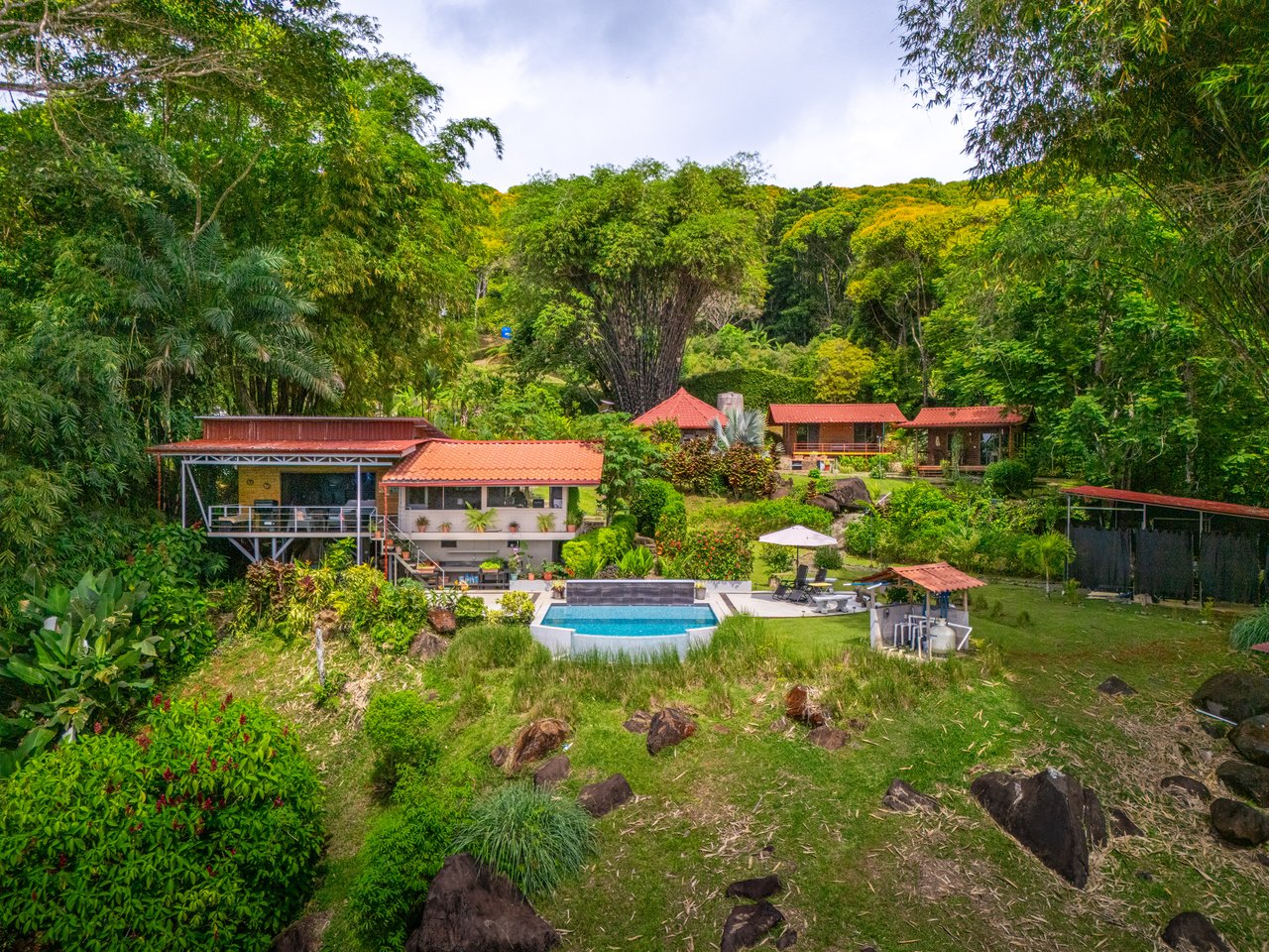Sueños de Mariposa – A Boutique Paradise in the Hills of Lagunas.  Stunning Views!