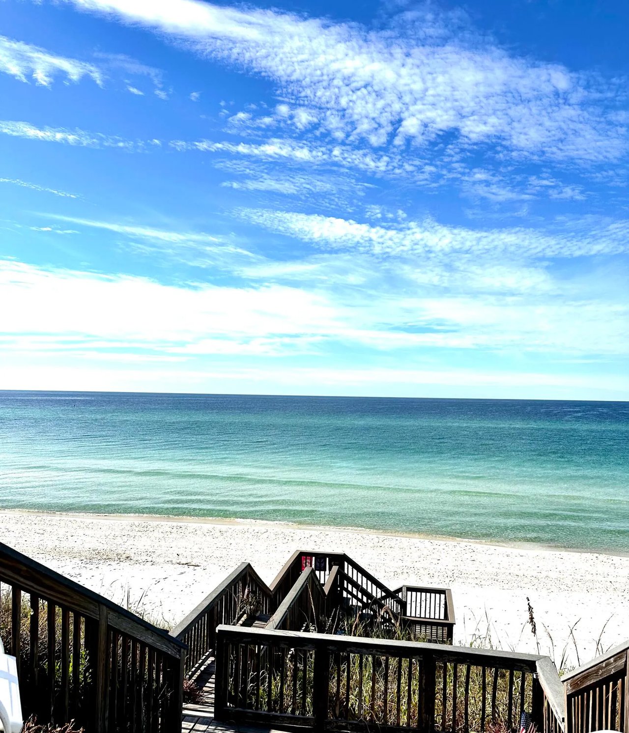 218 Sand Cliffs Dr