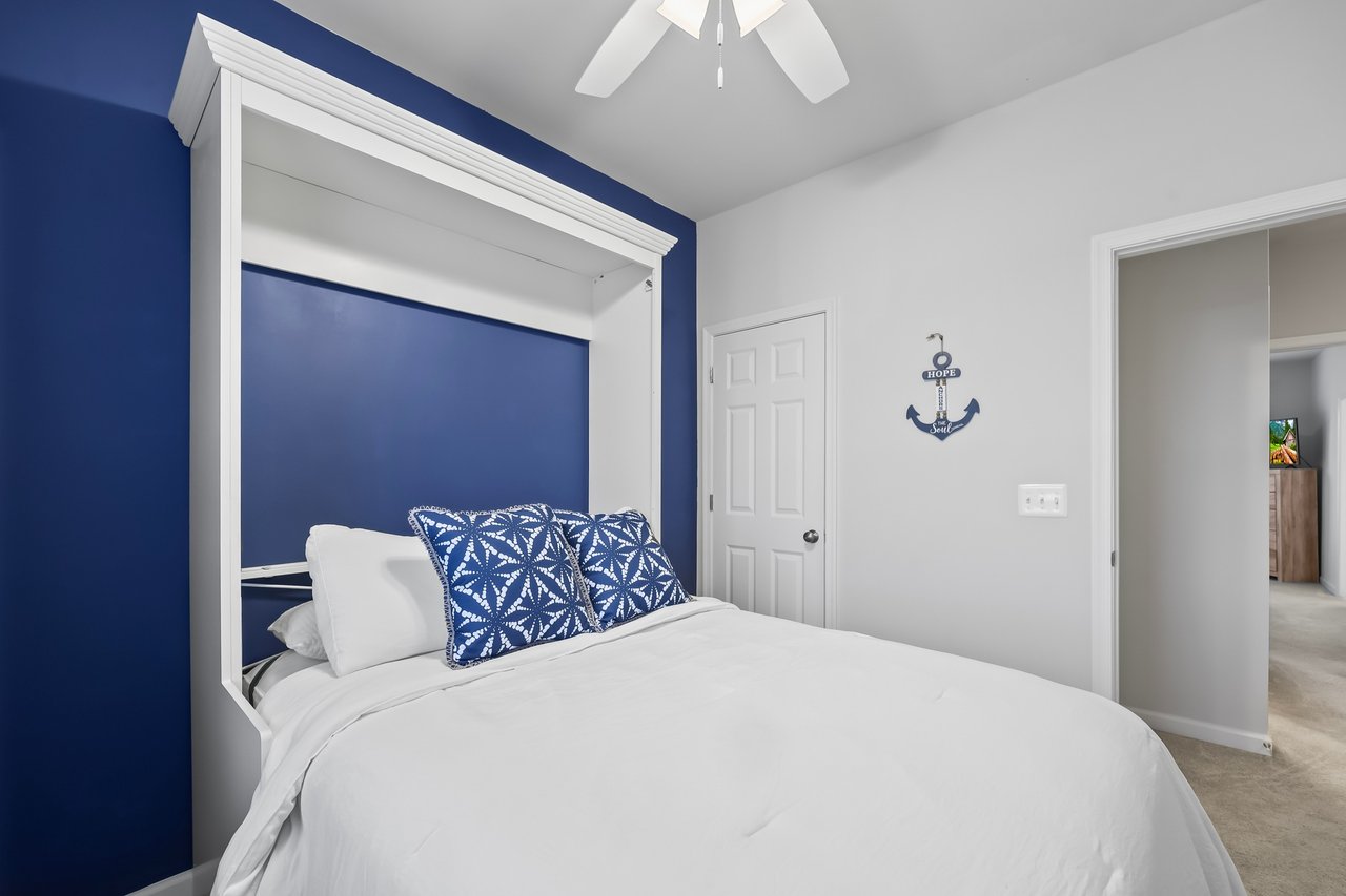 492 Parkland Dr