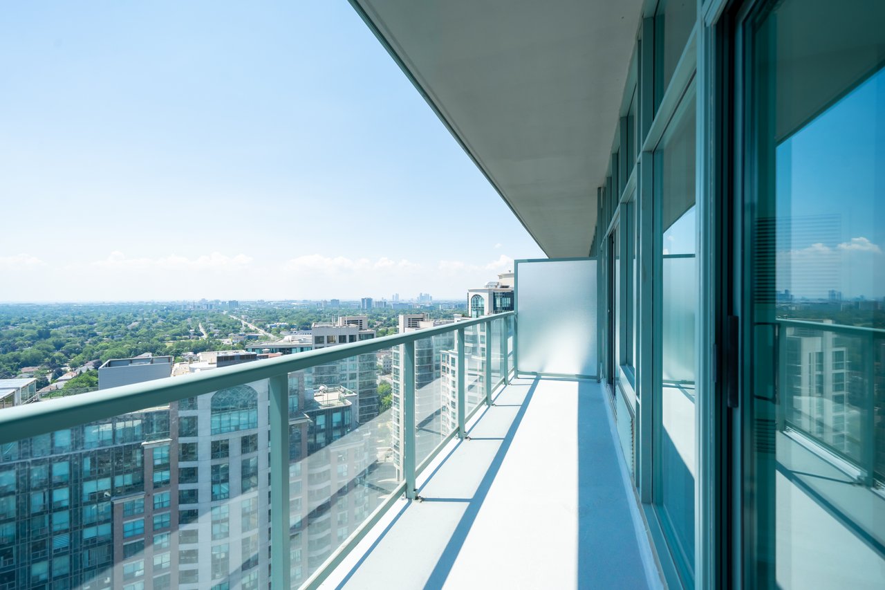 5508 Yonge St PH03