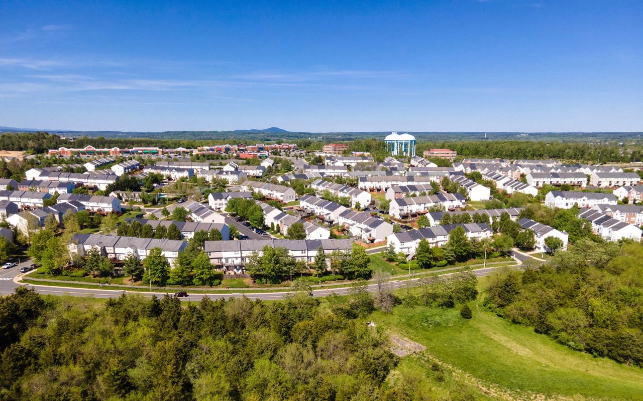 Midway Hollow