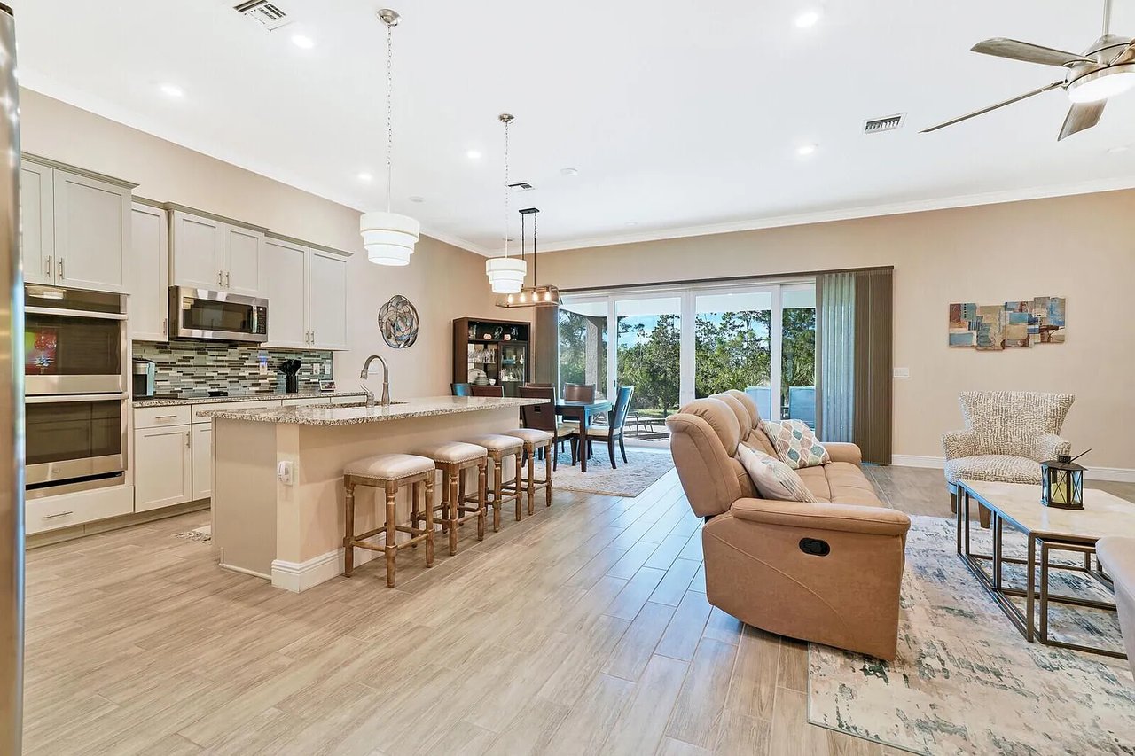 4724 SW Briarwood Ct
