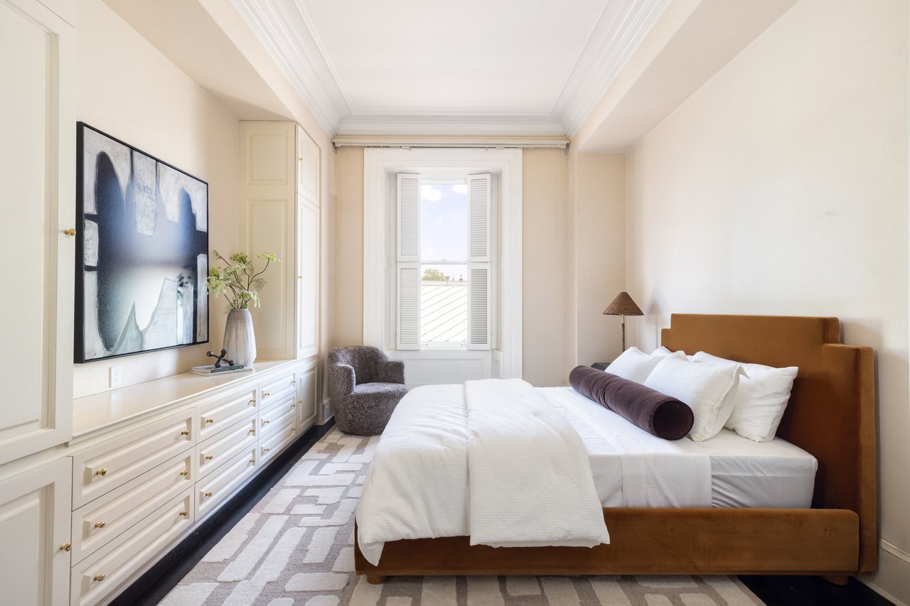 33 Commonwealth Ave #5