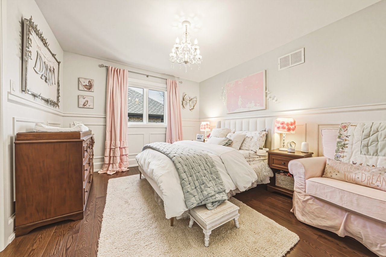 Custom South Aldershot Retreat