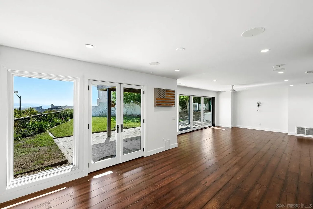 5791 La Jolla Corona Dr