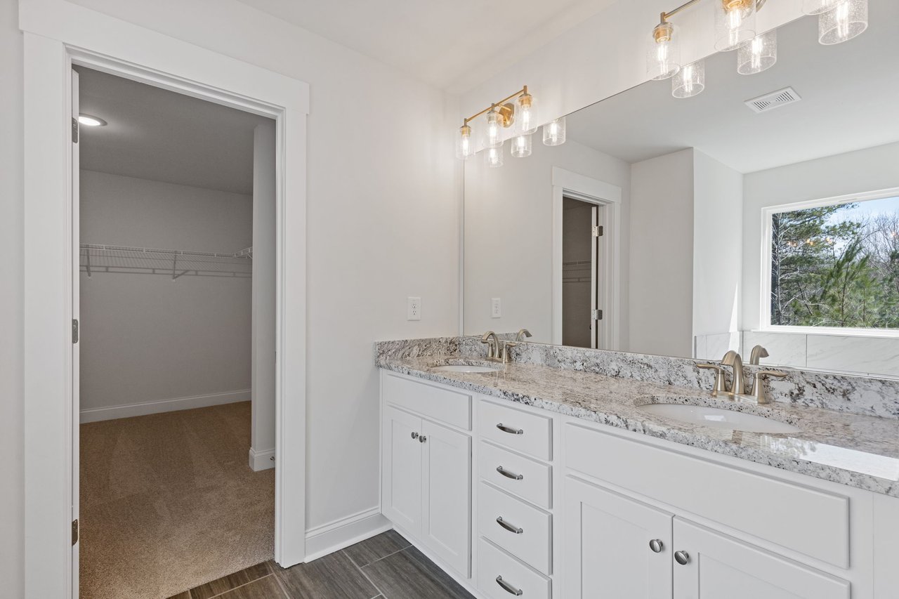 78 Radiant Ct