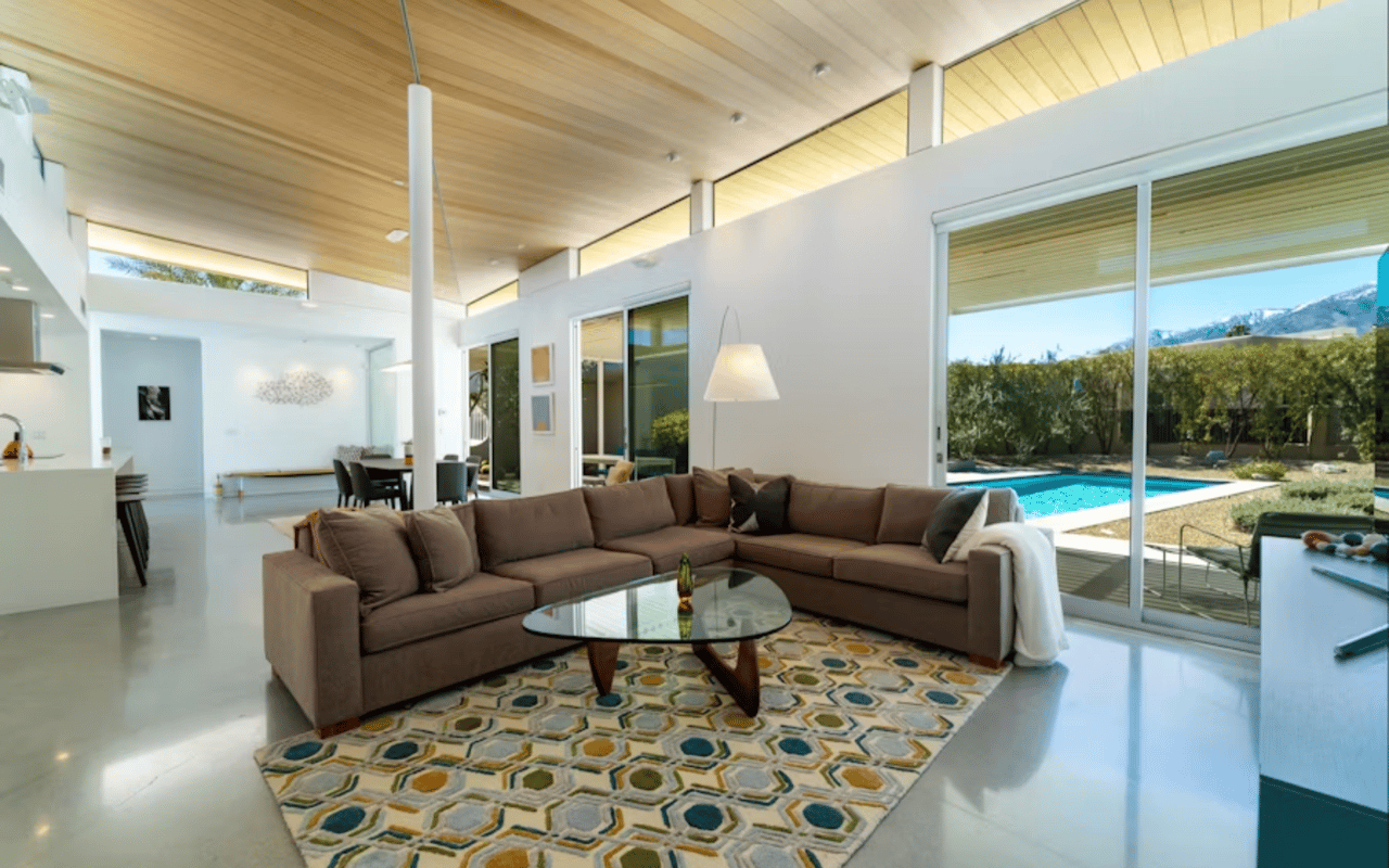 How to Choose Furniture That Fits Your Coral Gables, FL Home