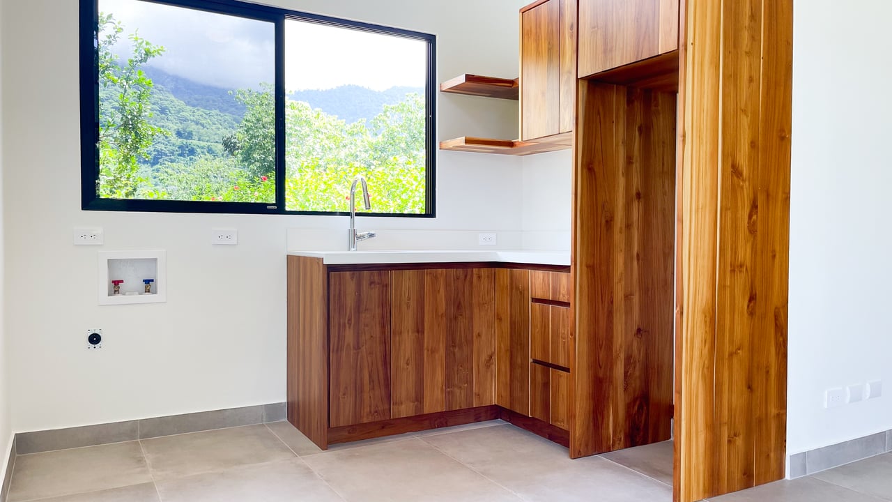 Exquisite Modern Retreat with Ocean and Mountain Views in Ojochal, Costa Rica