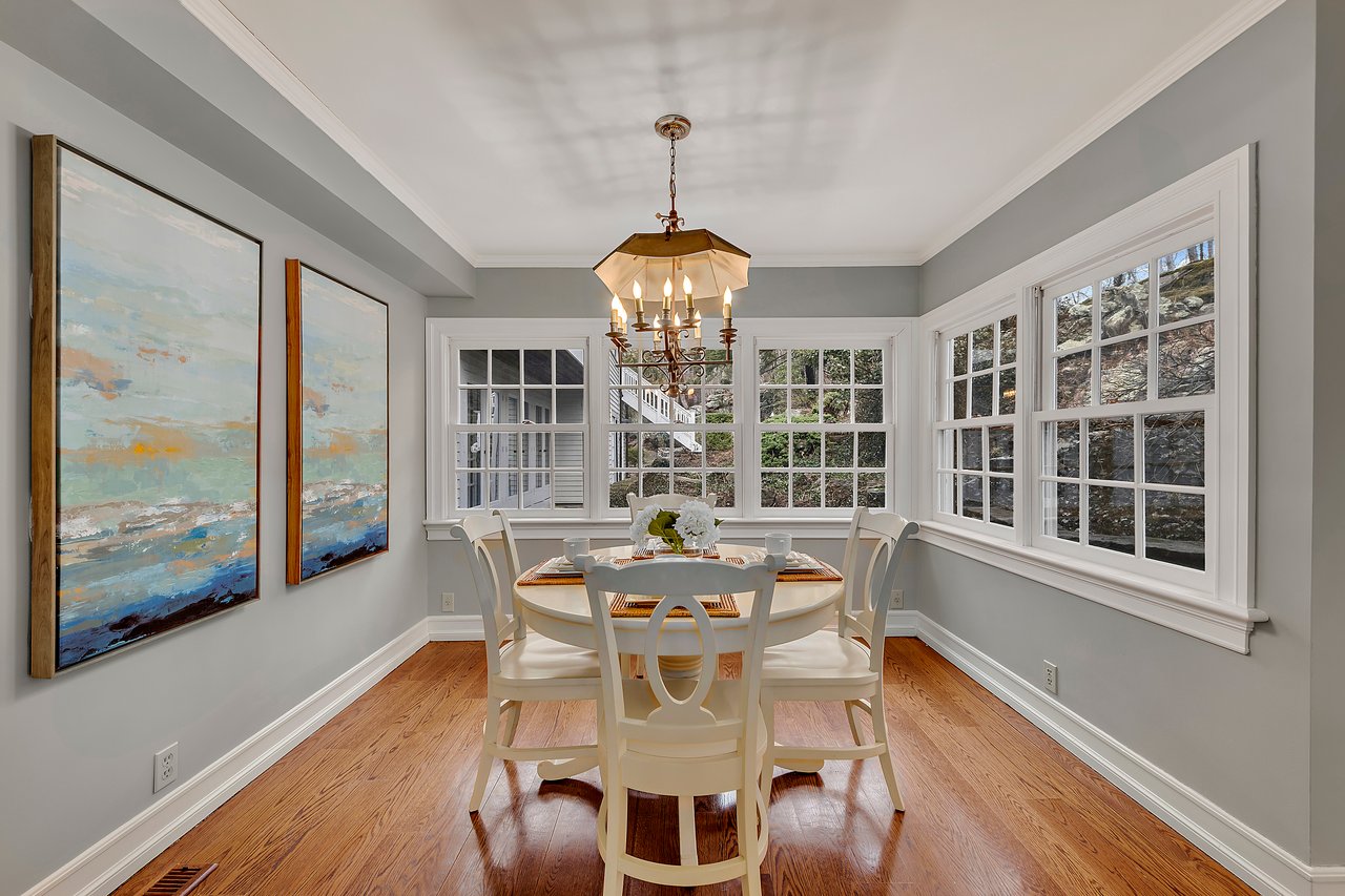 72 Old Mill River Road