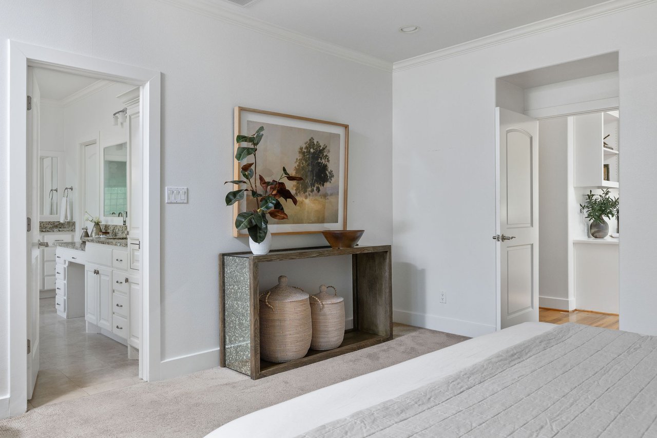 Charming Deep Eddy Retreat in the Heart of Central Austin